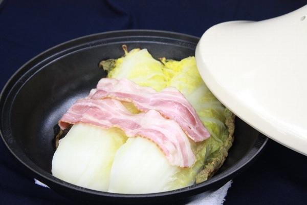 vol.1 素材のうまみがたっぷり！調理も簡単な白菜タジン（調理時間約10分）