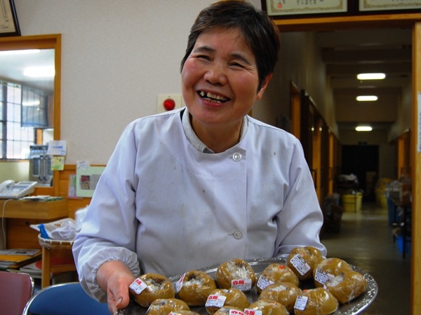 「道の駅三岳」と「みたけグルメ工房」