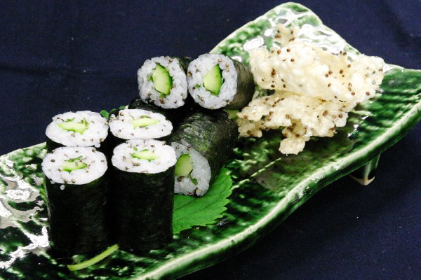 Vol.19　独特な香りが酢めしにもよく合う「細巻きえごま」（調理時間30分）