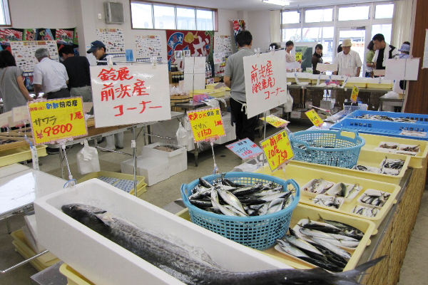 鈴鹿で人気の鮮魚直売店「魚魚鈴」を見学！第46回「味わって知る わたしたちの海」