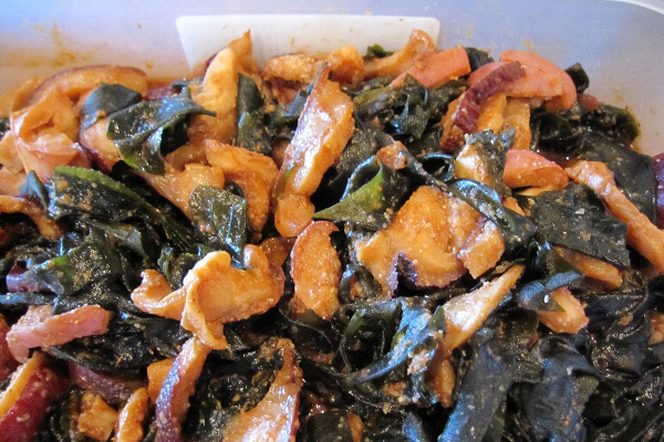 【お魚ブログ】魚屋さんのお惣菜「ワカメとタコの味噌あえ」