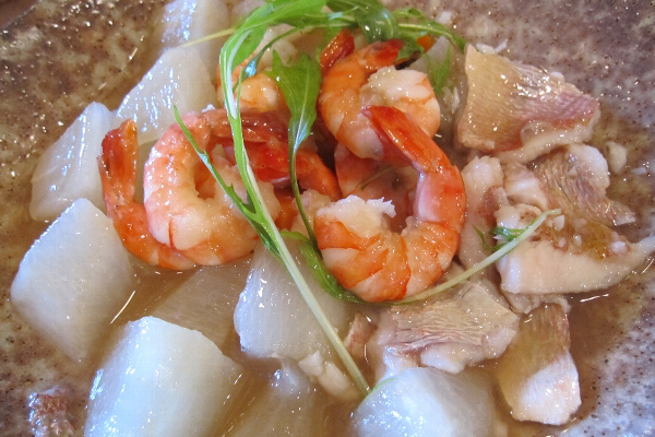 【お魚ブログ】魚屋さんのお惣菜「大根とエビと小鯛の和風あんかけ」