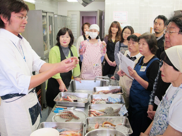 マイナー魚をかまぼこや煮魚で食べる！第52回「味わって知る わたしたちの海」