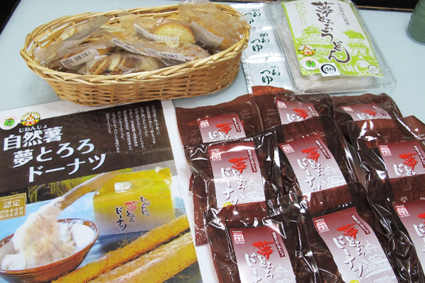 【犬山市特集】犬山の名物・自然薯「夢とろろ」を使ったドーナツやうどんを製造・販売する「自然薯工房くいもんや源」