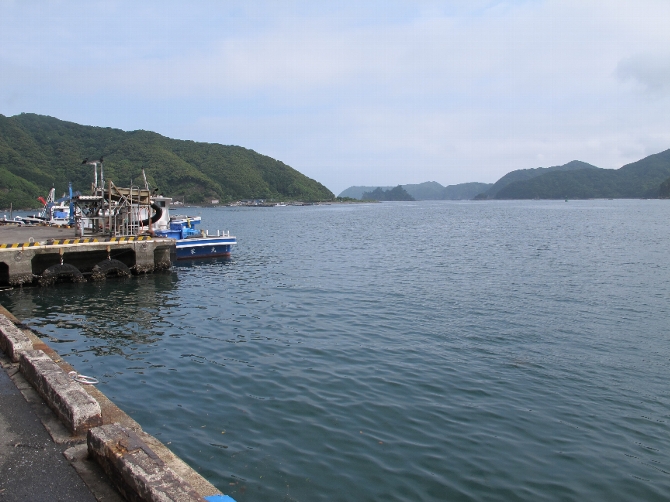 神聖な神前浦の地